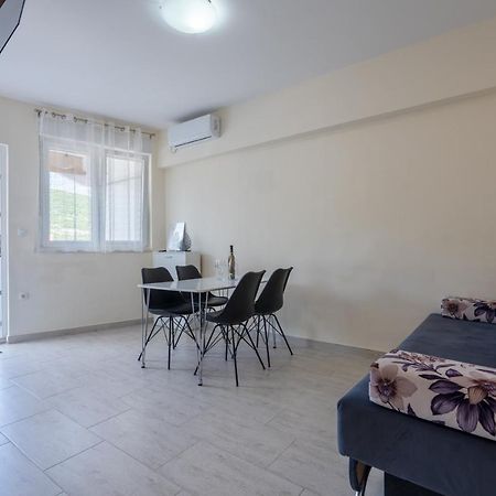 Apartments Nico Неум Екстериор снимка