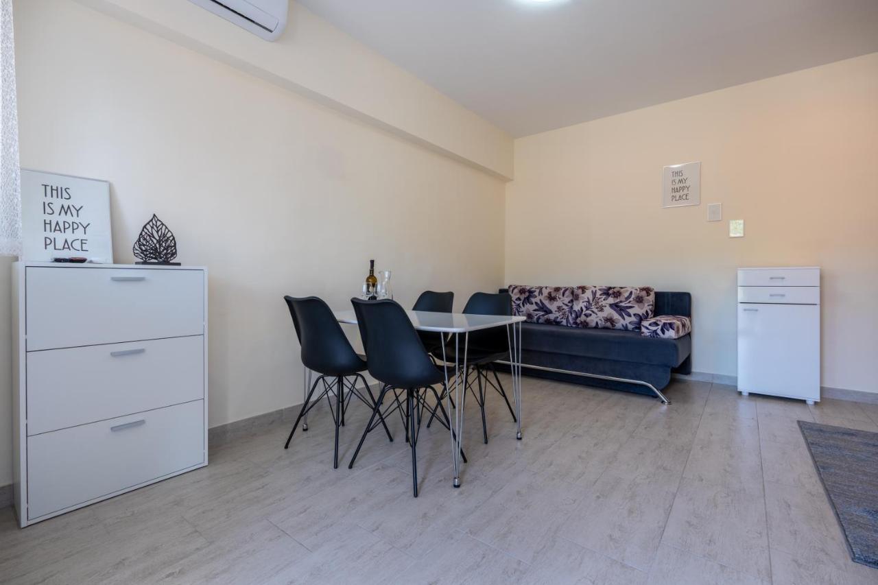 Apartments Nico Неум Екстериор снимка