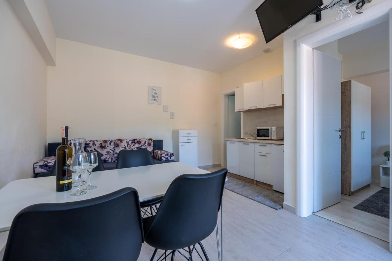 Apartments Nico Неум Екстериор снимка
